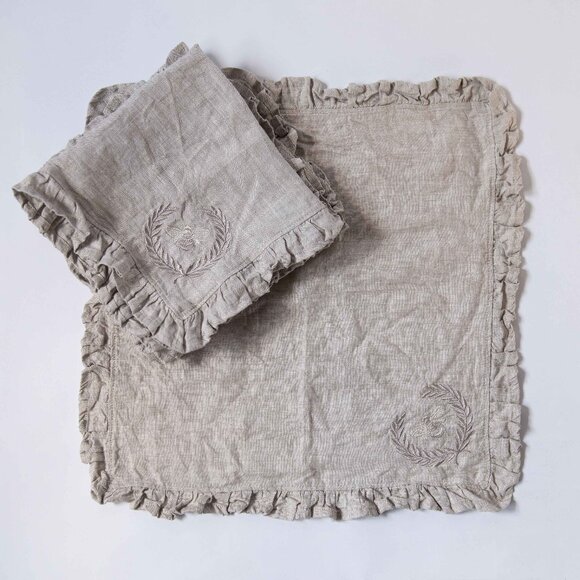 4 Arte Italica Crown Linen Designs Placemats/Napkins 100% Linen Ruffle Edge - Picture 1 of 7